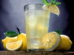 כוס לימונדה - glass of lemonade
